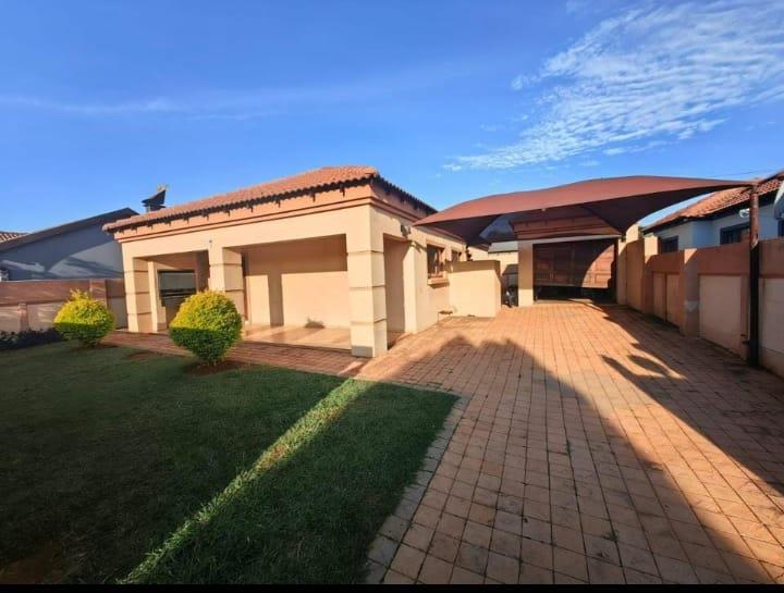 To Let 3 Bedroom Property for Rent in The Orchards Gauteng