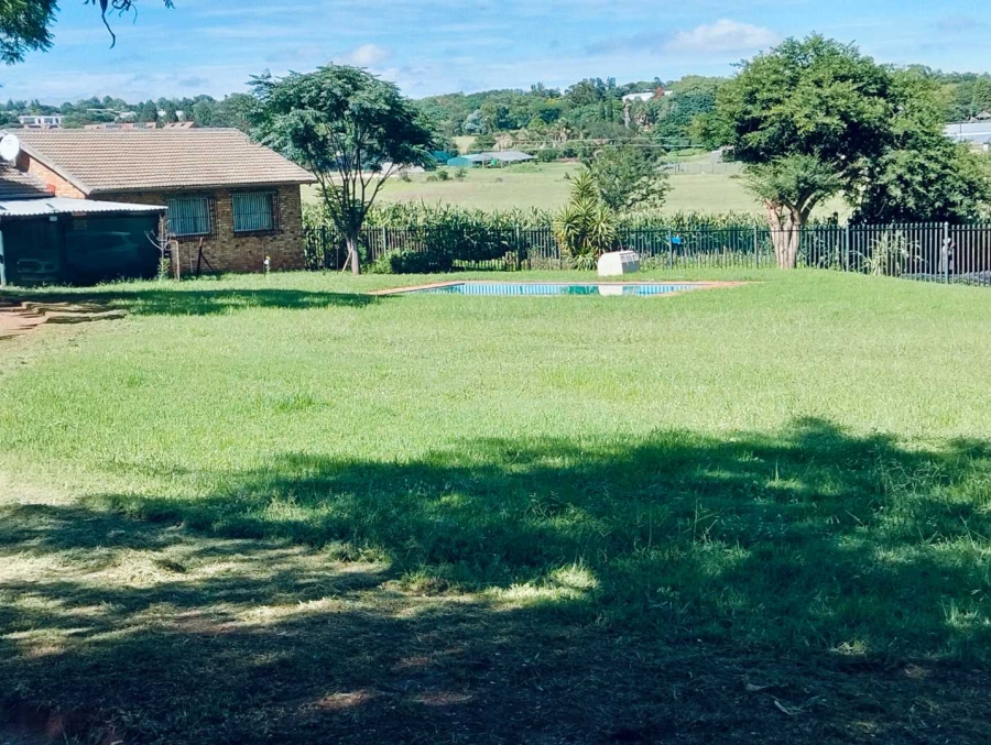 4 Bedroom Property for Sale in Mnandi Gauteng