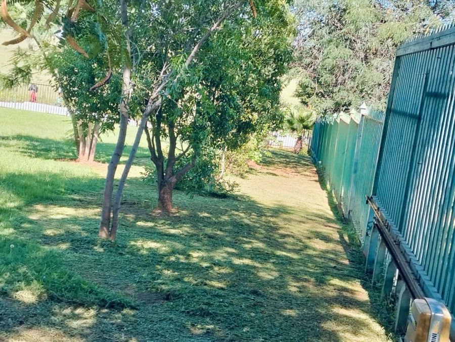 4 Bedroom Property for Sale in Mnandi Gauteng