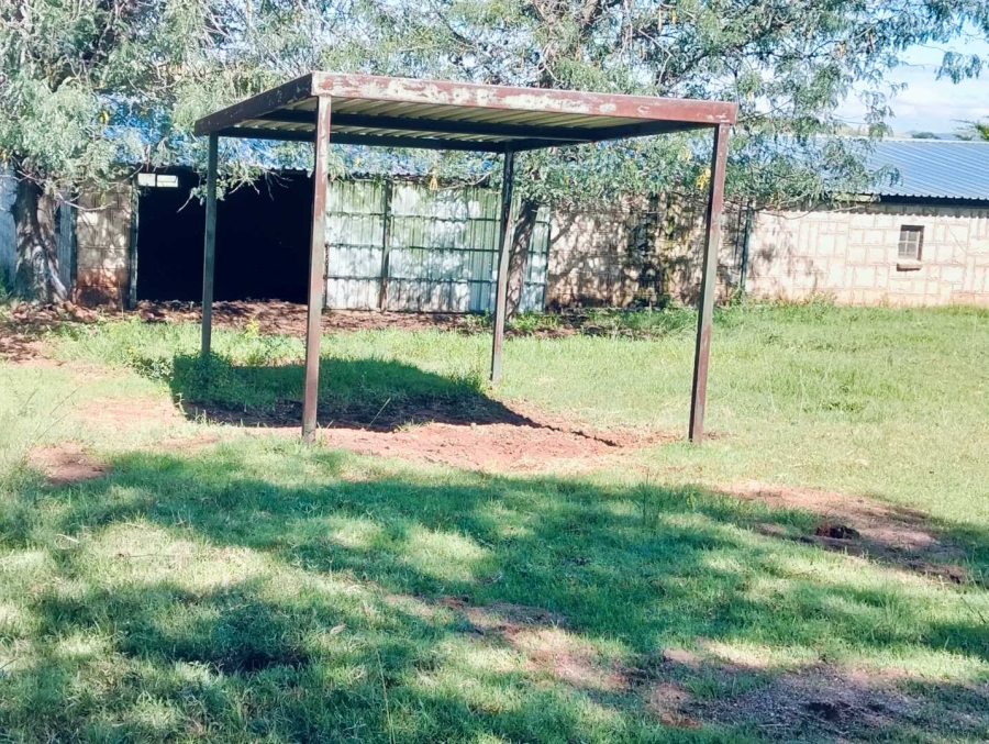 4 Bedroom Property for Sale in Mnandi Gauteng