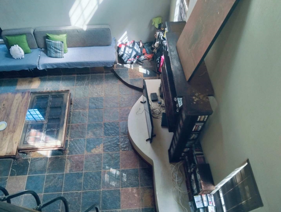 4 Bedroom Property for Sale in Mnandi Gauteng