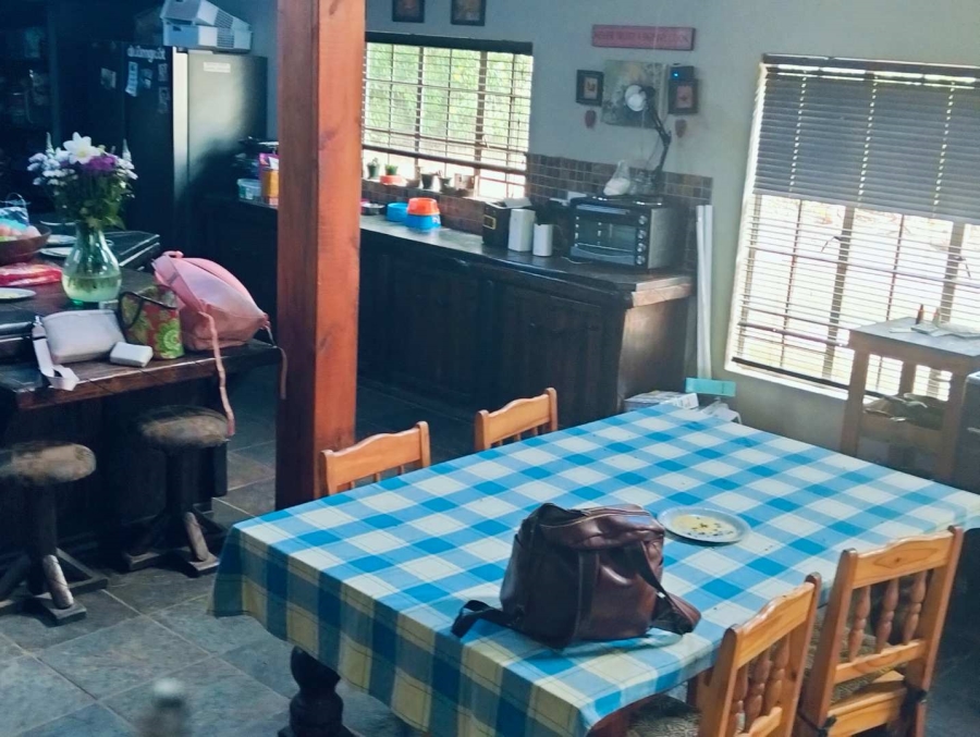 4 Bedroom Property for Sale in Mnandi Gauteng