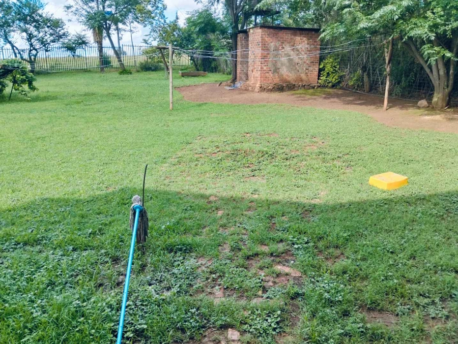 4 Bedroom Property for Sale in Mnandi Gauteng