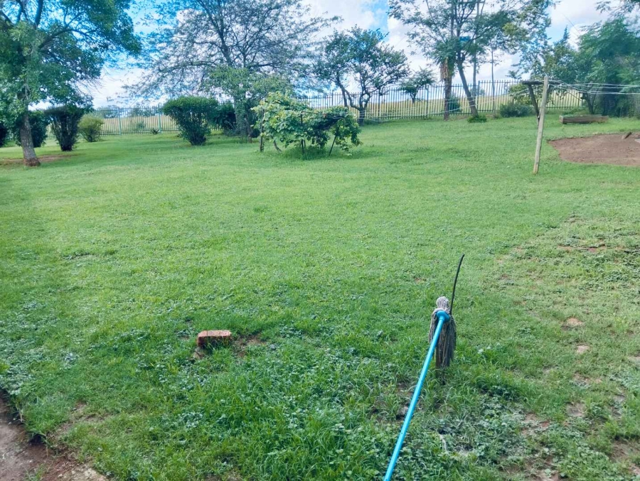 4 Bedroom Property for Sale in Mnandi Gauteng