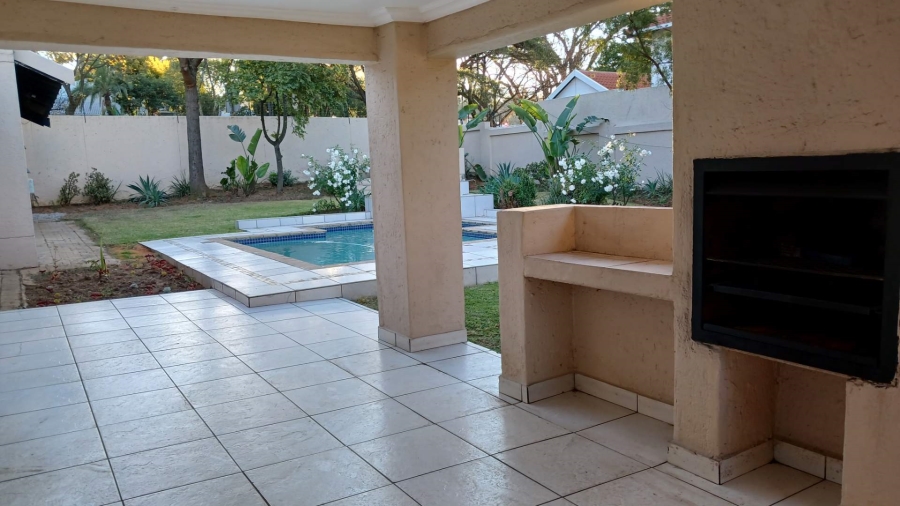 To Let 4 Bedroom Property for Rent in Hurlingham Manor Gauteng