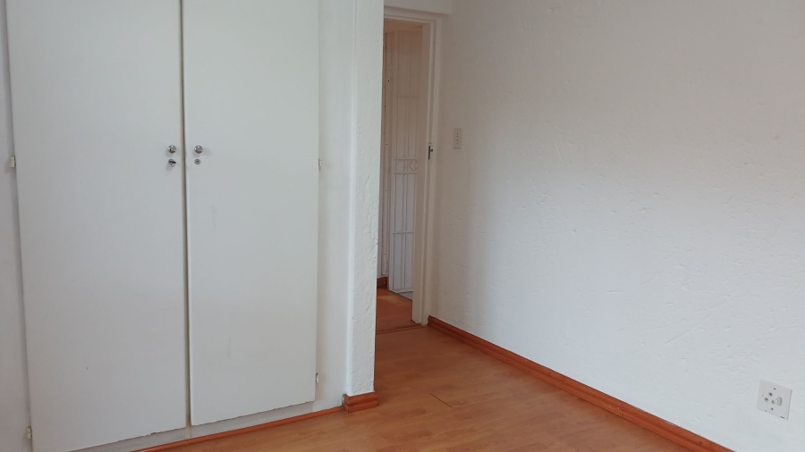 To Let 4 Bedroom Property for Rent in Hurlingham Manor Gauteng