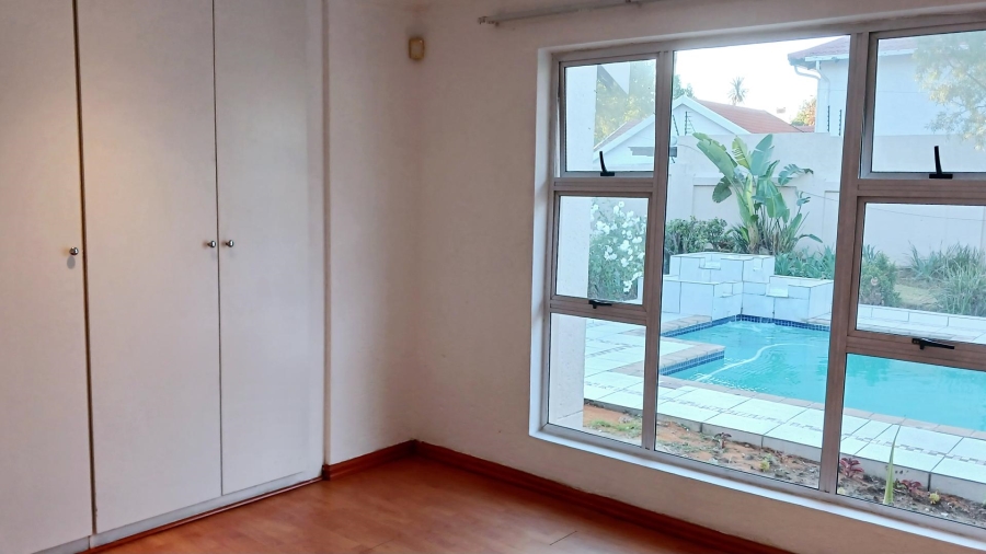 To Let 4 Bedroom Property for Rent in Hurlingham Manor Gauteng