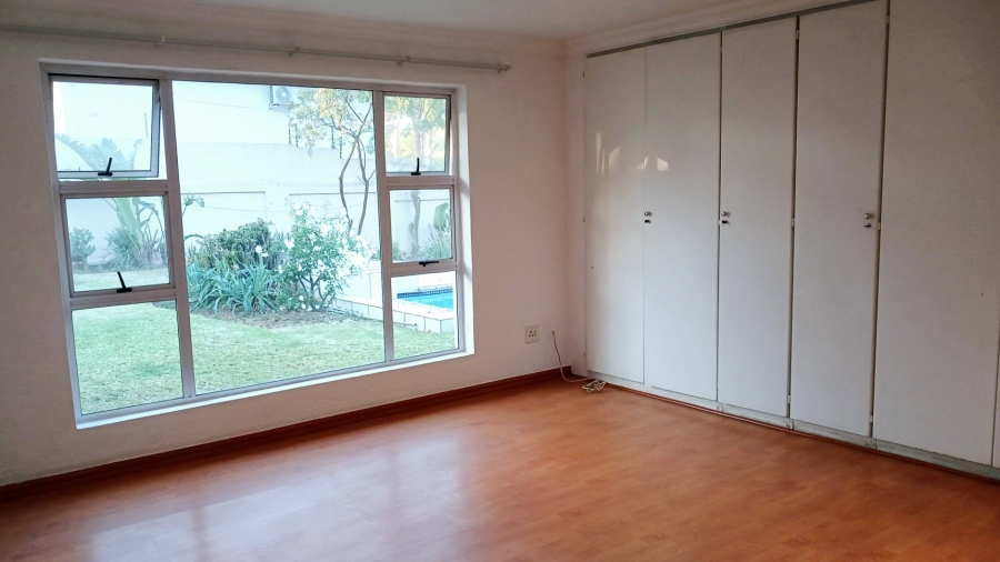 To Let 4 Bedroom Property for Rent in Hurlingham Manor Gauteng