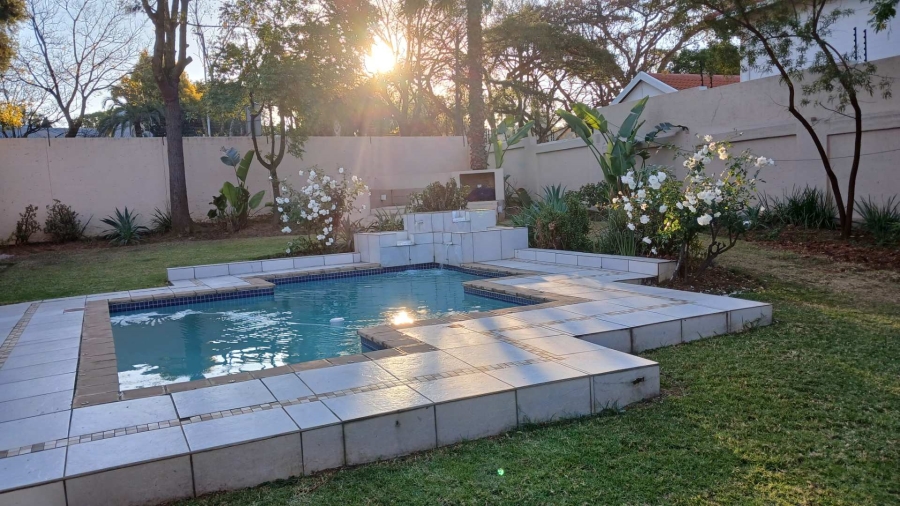 To Let 4 Bedroom Property for Rent in Hurlingham Manor Gauteng