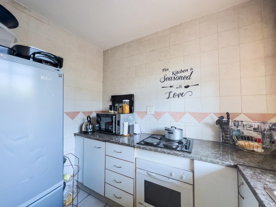 2 Bedroom Property for Sale in La Montagne Gauteng