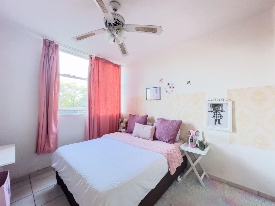 2 Bedroom Property for Sale in La Montagne Gauteng