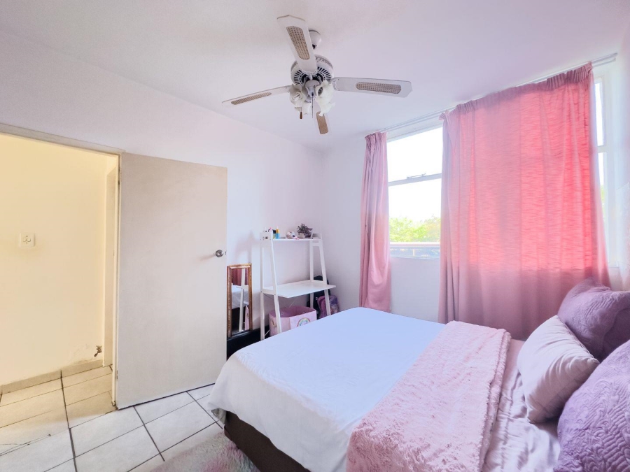 2 Bedroom Property for Sale in La Montagne Gauteng