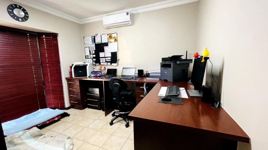3 Bedroom Property for Sale in Midstream Estate Gauteng