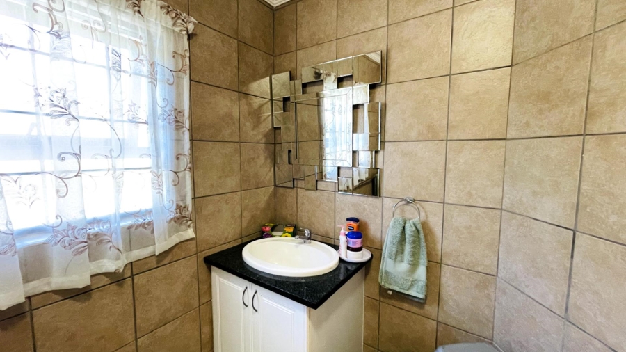 3 Bedroom Property for Sale in Midstream Estate Gauteng