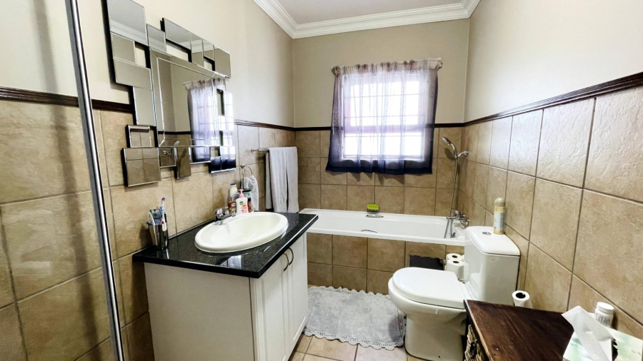 3 Bedroom Property for Sale in Midstream Estate Gauteng