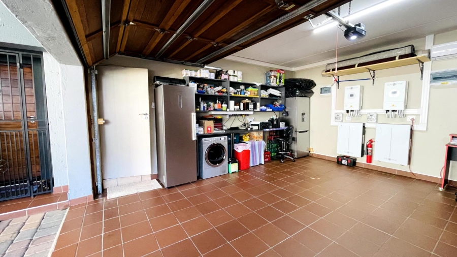 3 Bedroom Property for Sale in Midstream Estate Gauteng