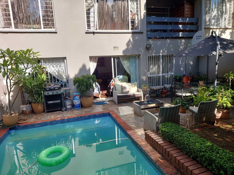 To Let 3 Bedroom Property for Rent in Morningside Gauteng