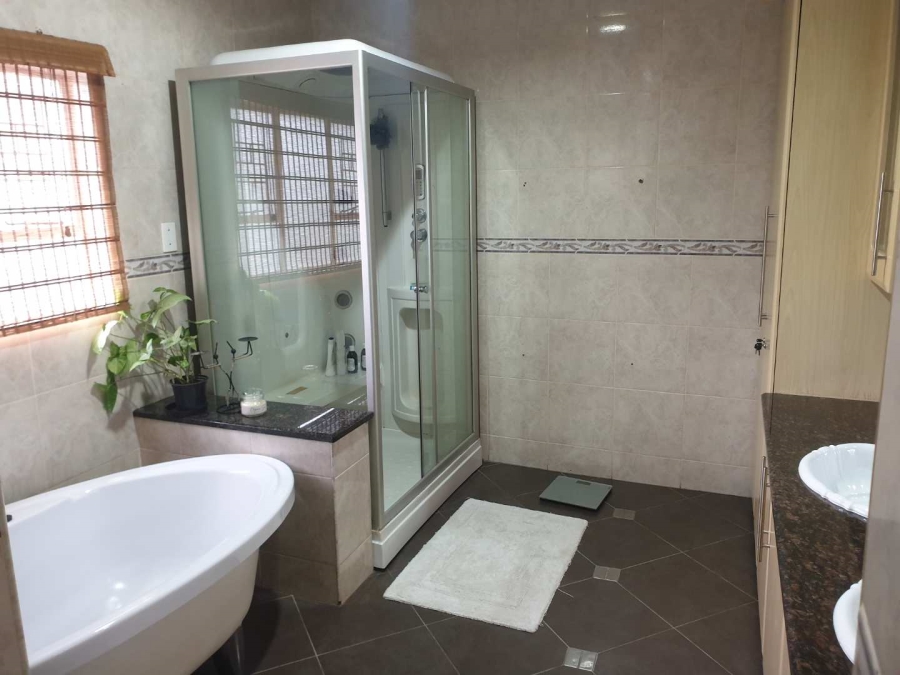 To Let 2 Bedroom Property for Rent in Ferndale Gauteng