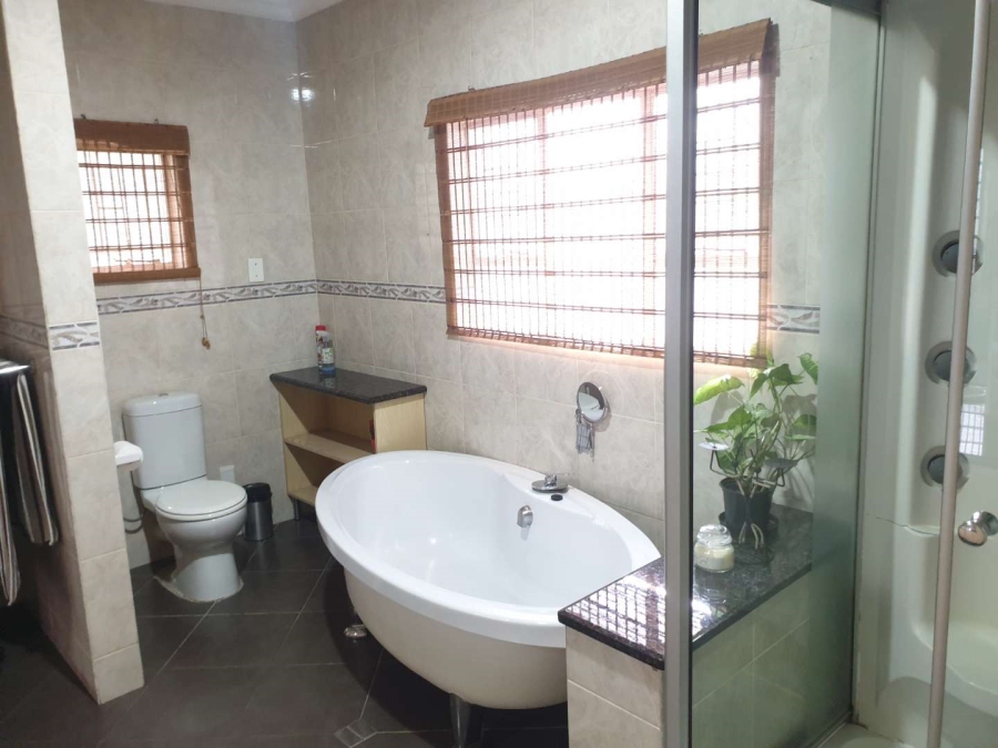 To Let 2 Bedroom Property for Rent in Ferndale Gauteng