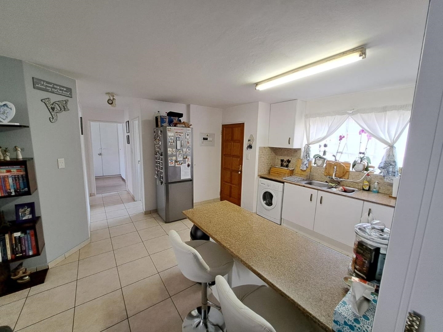 2 Bedroom Property for Sale in Liefde en Vrede Gauteng
