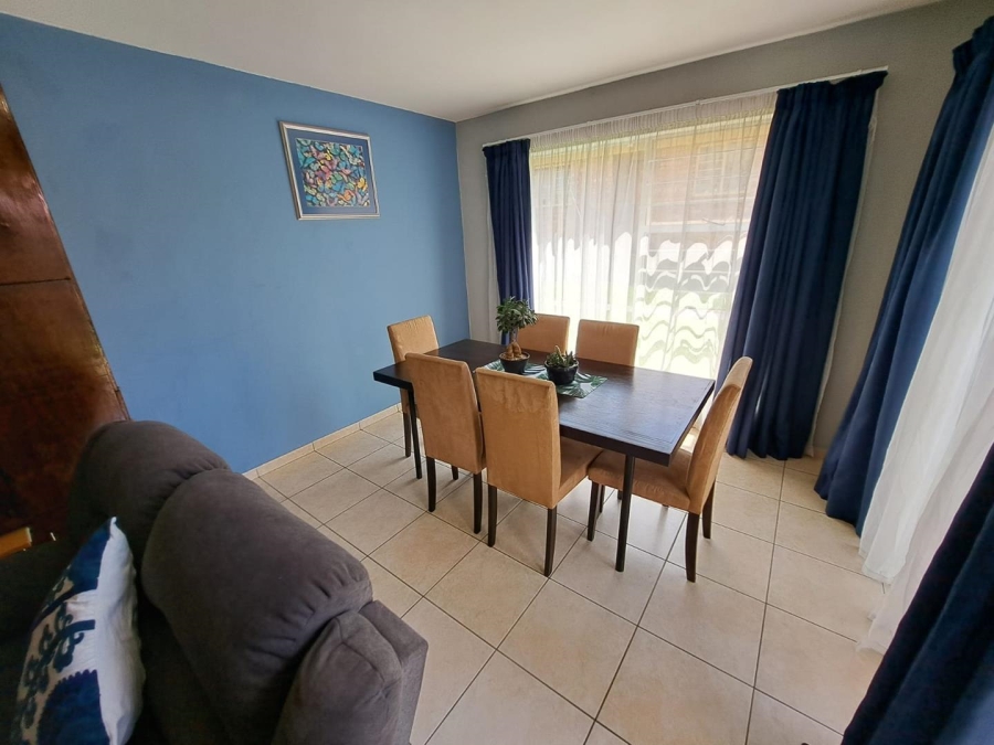2 Bedroom Property for Sale in Liefde en Vrede Gauteng