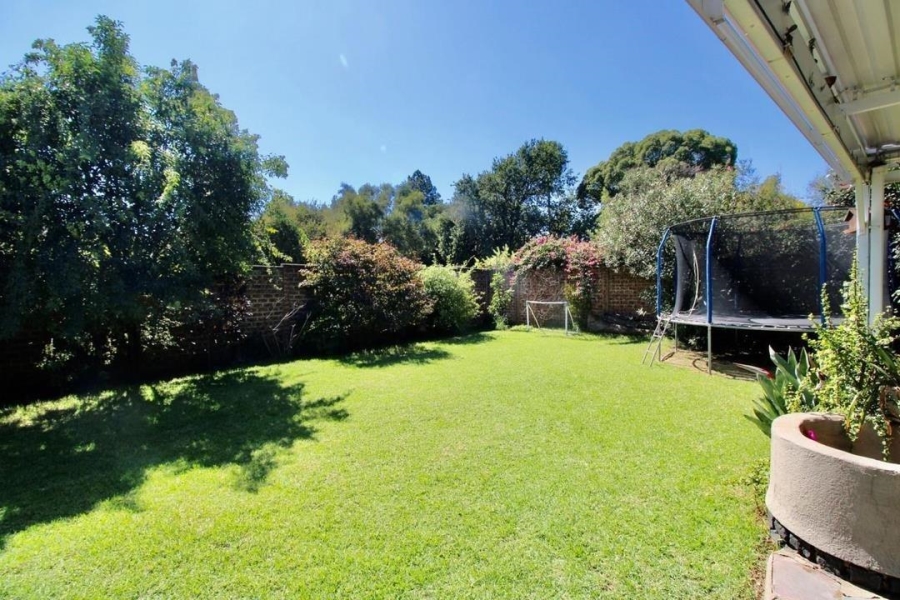 4 Bedroom Property for Sale in Verwoerdpark Gauteng