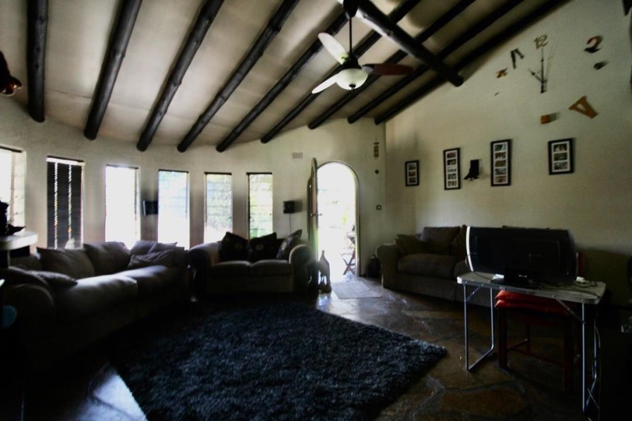 4 Bedroom Property for Sale in Verwoerdpark Gauteng