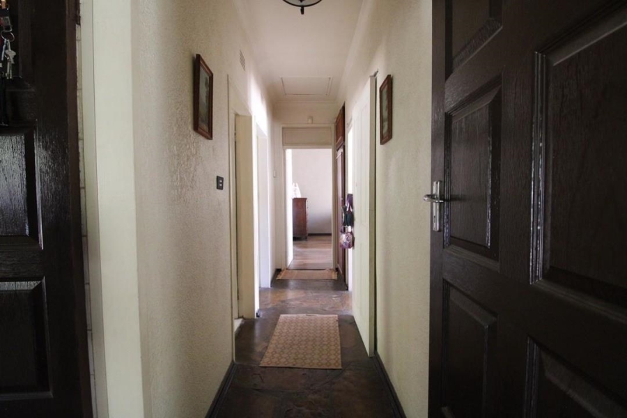 4 Bedroom Property for Sale in Verwoerdpark Gauteng