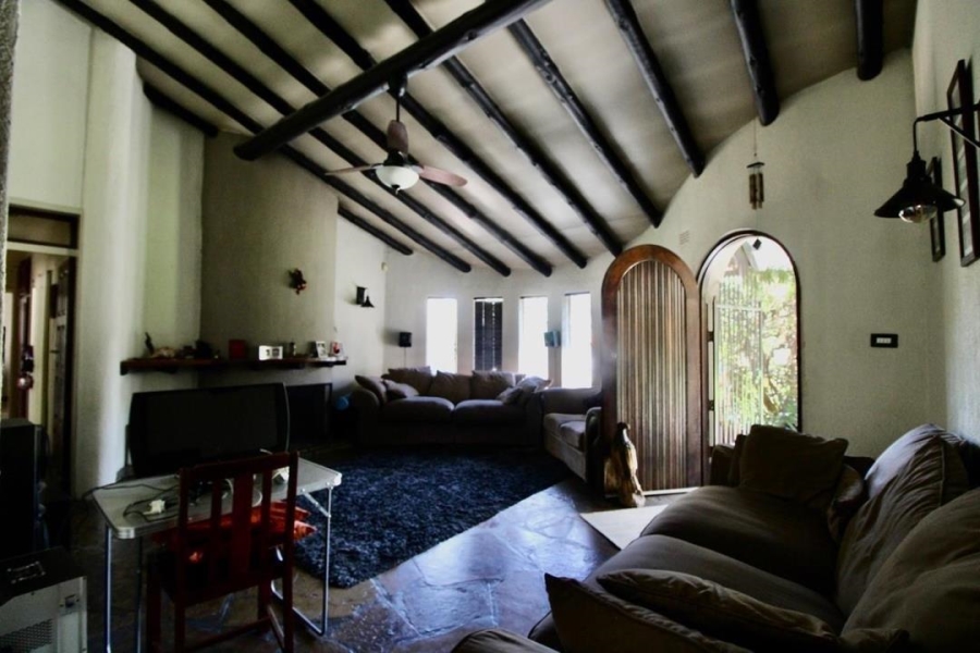 4 Bedroom Property for Sale in Verwoerdpark Gauteng