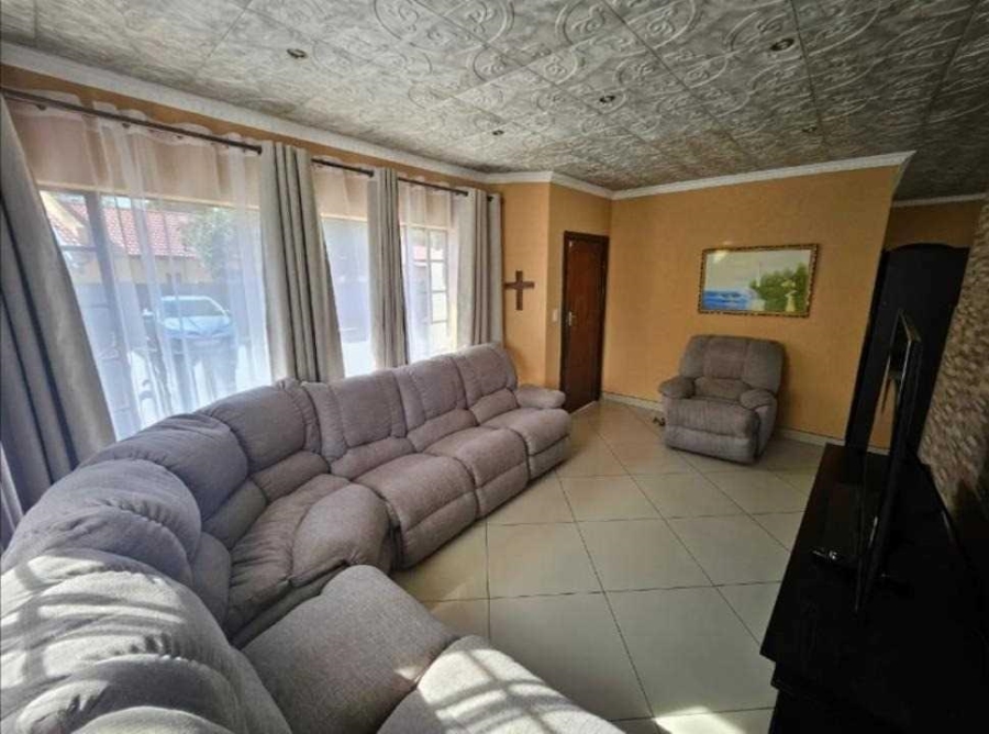 3 Bedroom Property for Sale in Mayberry Park Gauteng
