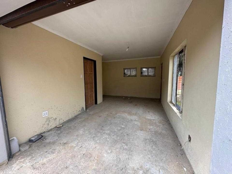 3 Bedroom Property for Sale in General Albertspark Gauteng