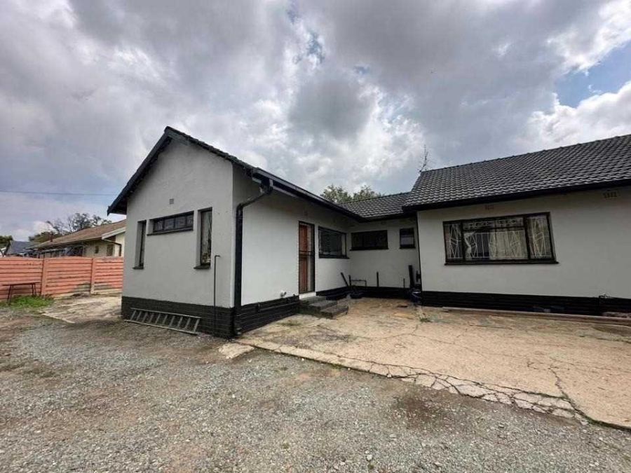 3 Bedroom Property for Sale in General Albertspark Gauteng