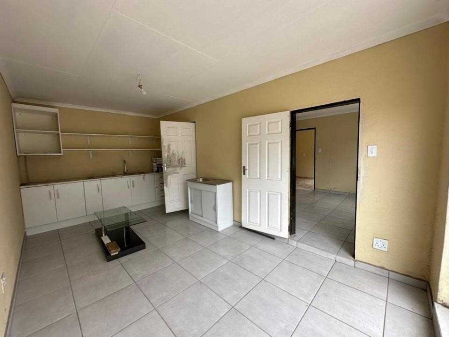 3 Bedroom Property for Sale in General Albertspark Gauteng