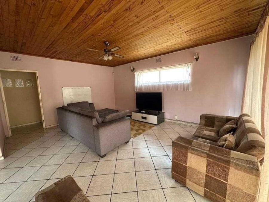 3 Bedroom Property for Sale in General Albertspark Gauteng