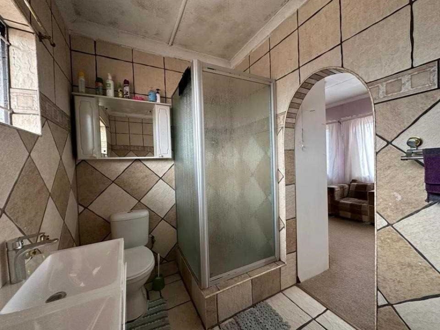 3 Bedroom Property for Sale in General Albertspark Gauteng