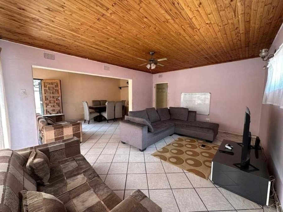 3 Bedroom Property for Sale in General Albertspark Gauteng