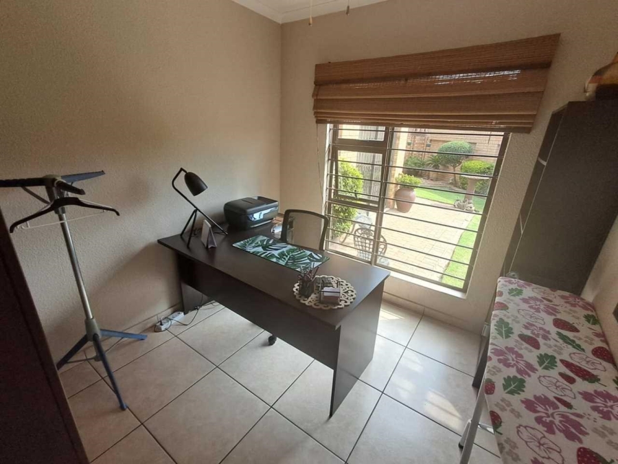 3 Bedroom Property for Sale in New Market Gauteng