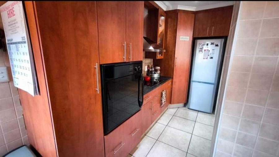 3 Bedroom Property for Sale in New Market Gauteng
