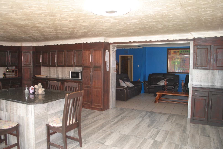 5 Bedroom Property for Sale in Helderstrome AH Gauteng