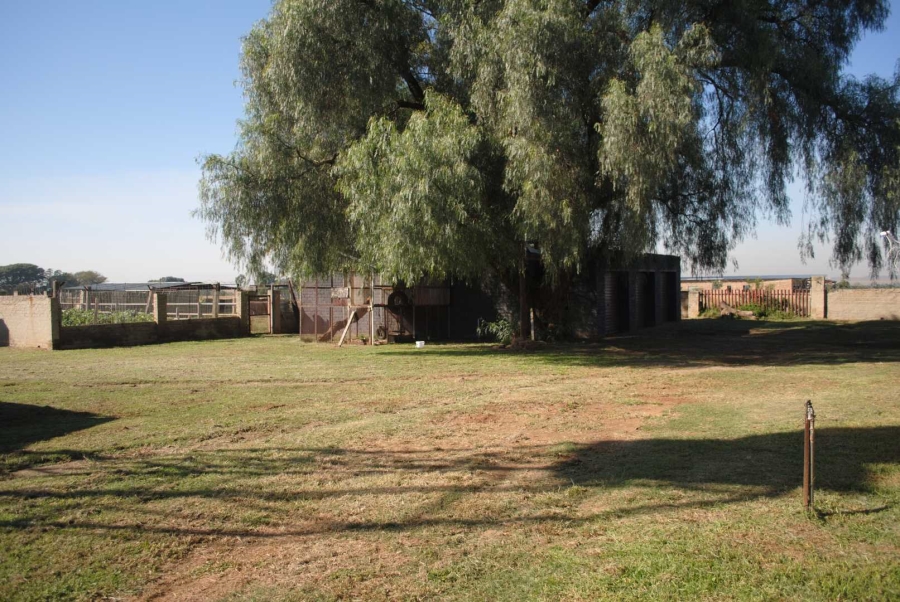 5 Bedroom Property for Sale in Helderstrome AH Gauteng