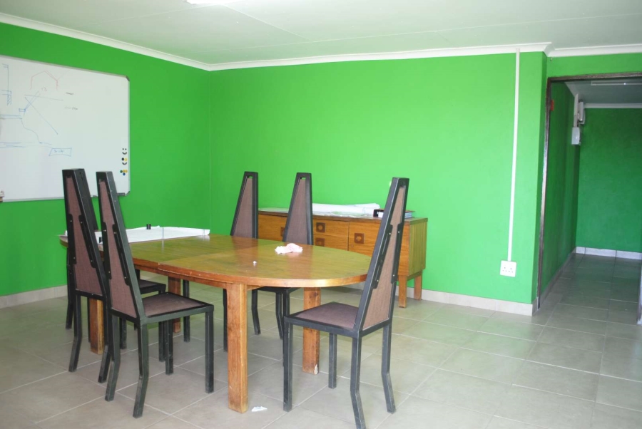 5 Bedroom Property for Sale in Helderstrome AH Gauteng