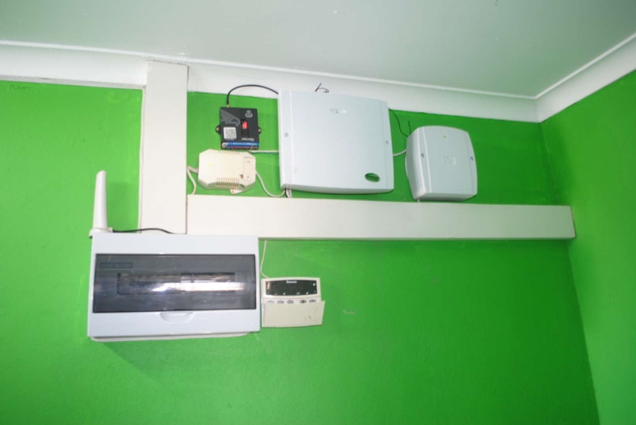 5 Bedroom Property for Sale in Helderstrome AH Gauteng