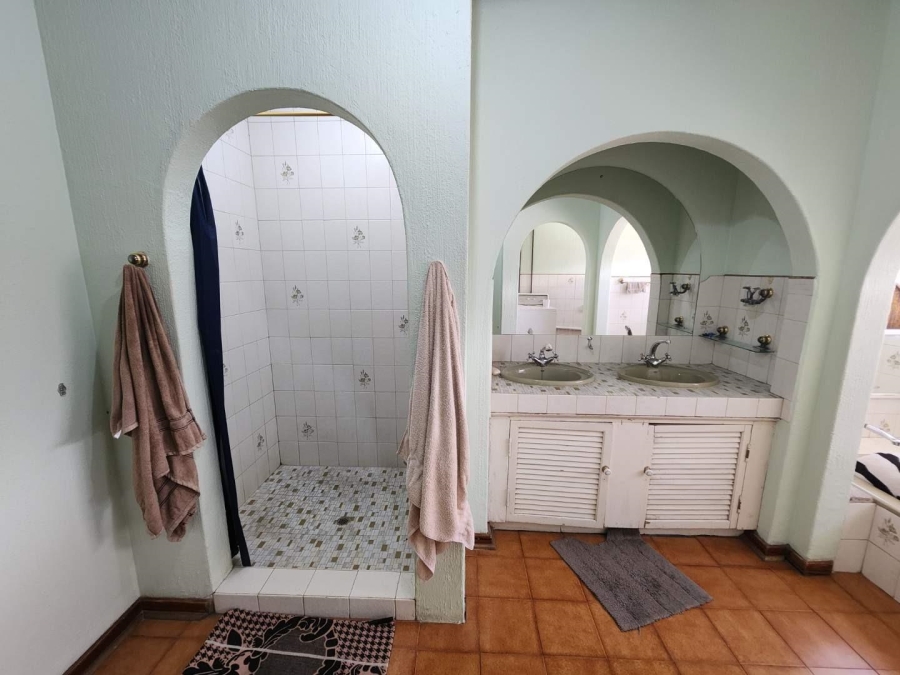 4 Bedroom Property for Sale in Mayberry Park Gauteng