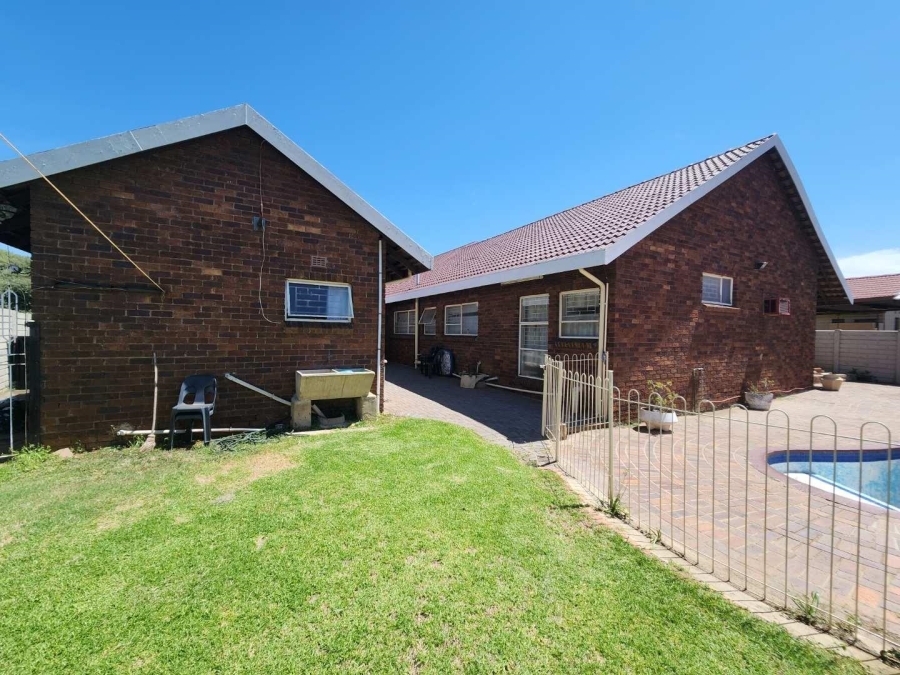 4 Bedroom Property for Sale in Mayberry Park Gauteng