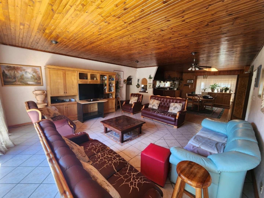 4 Bedroom Property for Sale in Mayberry Park Gauteng
