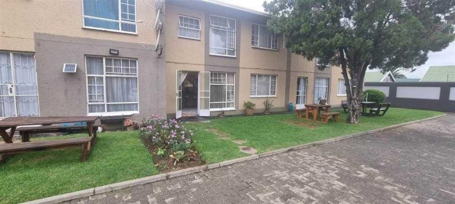 1 Bedroom Property for Sale in Verwoerdpark Gauteng