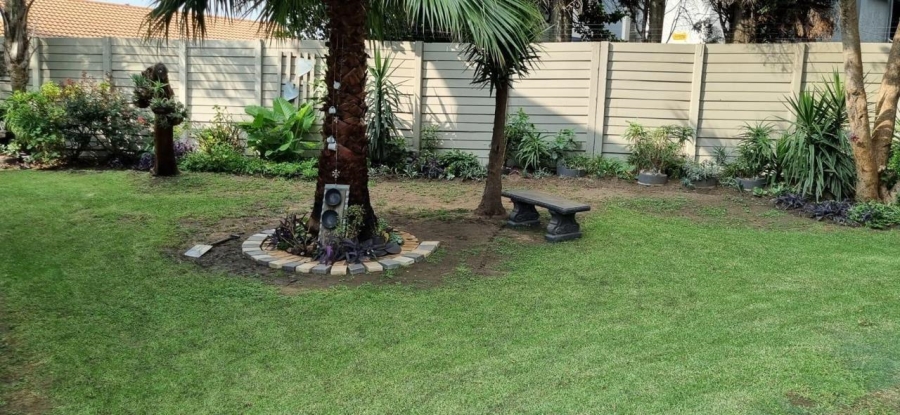 3 Bedroom Property for Sale in Verwoerdpark Gauteng