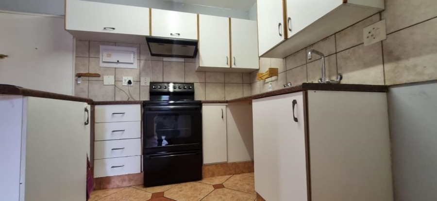 3 Bedroom Property for Sale in Verwoerdpark Gauteng