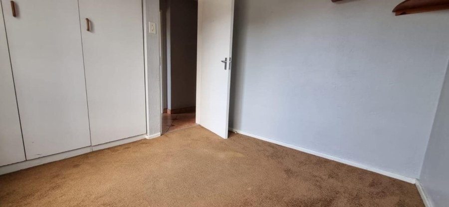 3 Bedroom Property for Sale in Verwoerdpark Gauteng