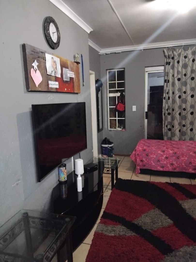 2 Bedroom Property for Sale in Comet Gauteng